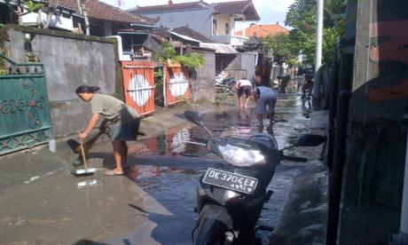 Banjir di perbatasan Kelurahan