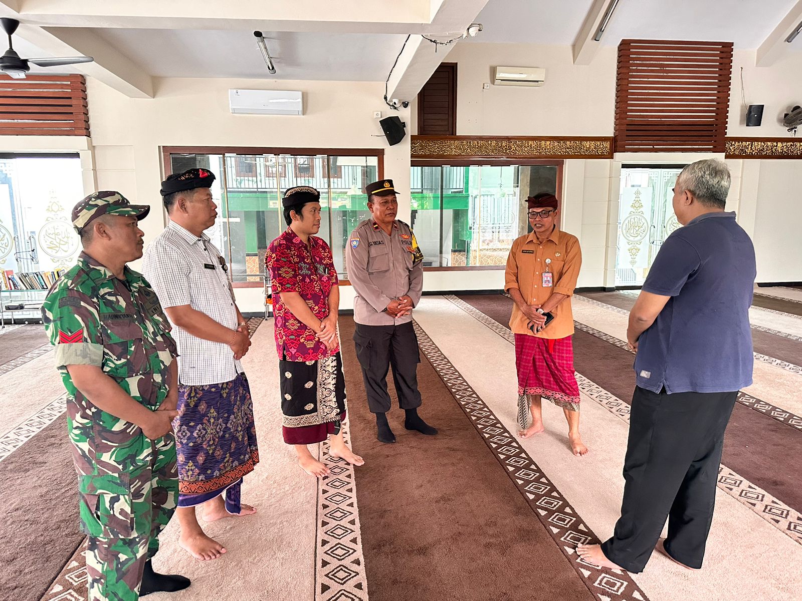 Koordinasi Dan Silaturahmi Terkait Dengan Pelaksanaan Hari Raya Suci Nyepi dan Bulan Ramadhan Tahun 2024 Kelurahan Padangsambian