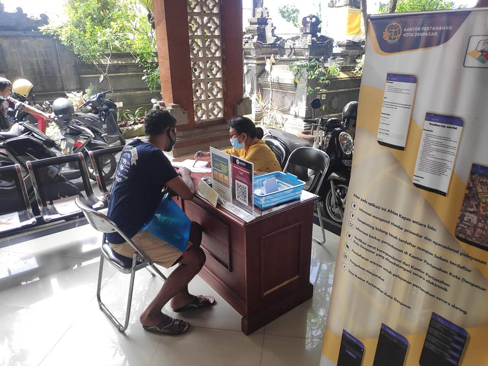 Kegiatan Pelayanan Administrasi Kependudukan Kelurahan Padangsambian 16 September 2021