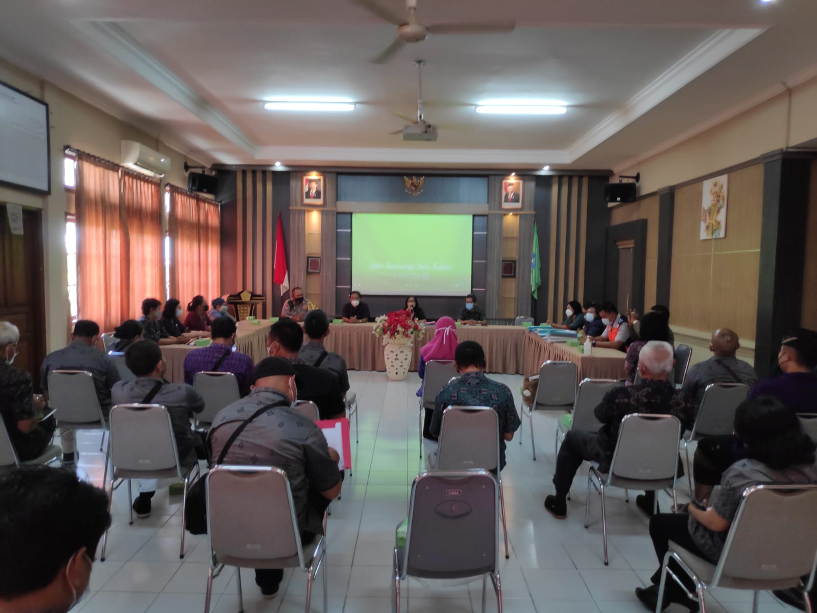 Pembinaan Lomba Kelurahan Tangguh dan Aman Covid-19 Di Kelurahan Padangsambian