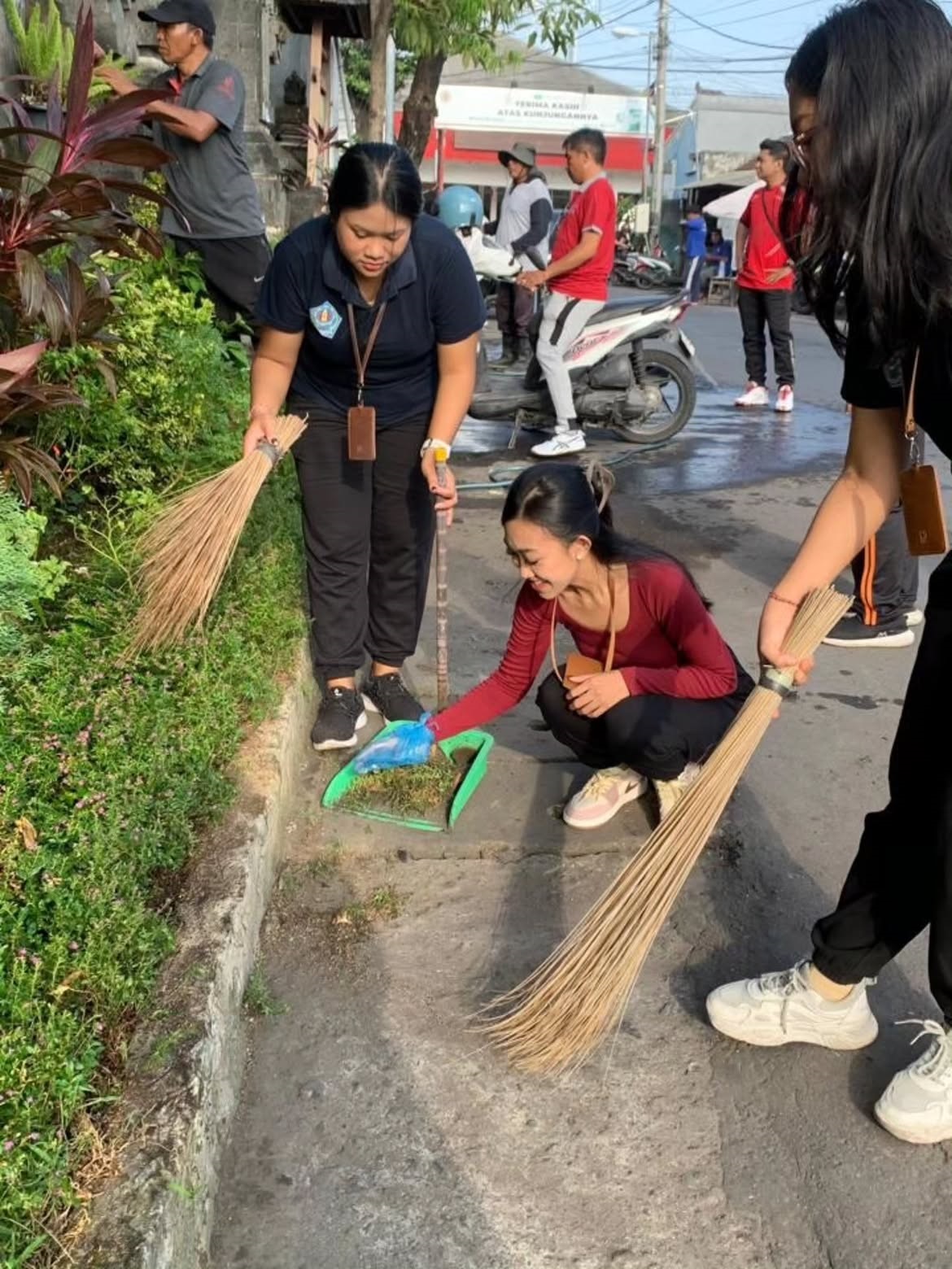 Jumat Bersih Kelurahan Padangsambian 17 Oktober 2025